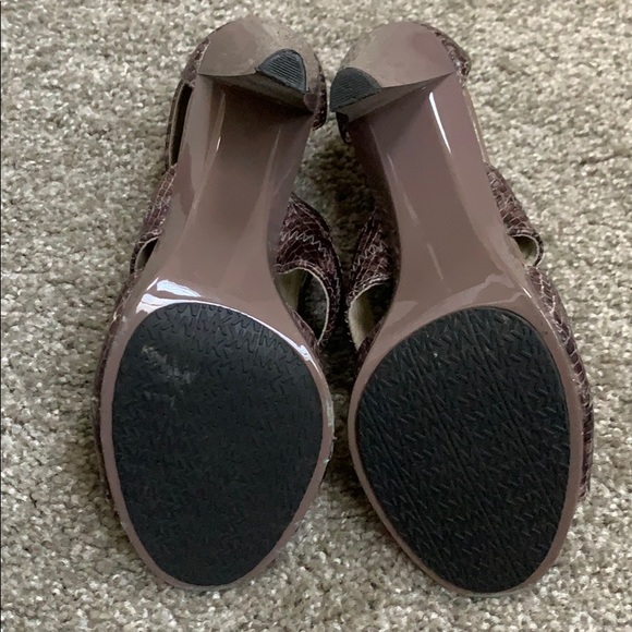 Michael Kors snake print heals - Picture 6 of 6